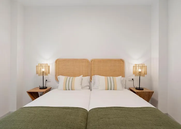 Carrera I & Old Town By Ele Apartments