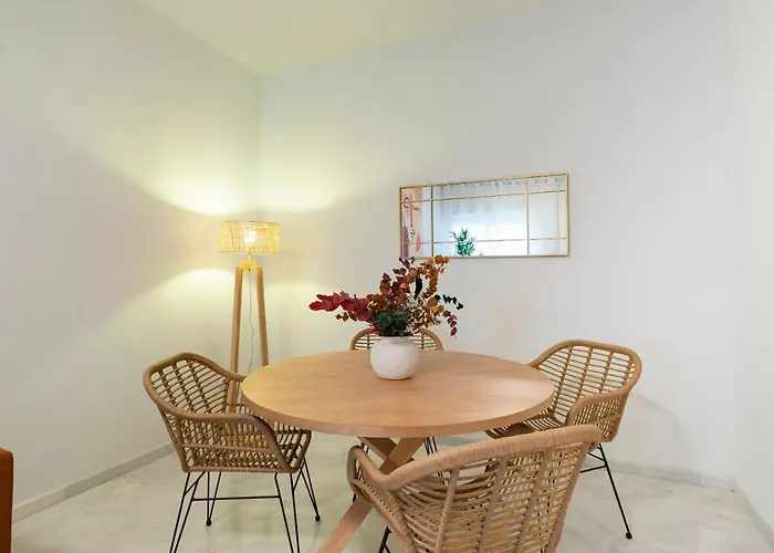 Carrera I & Old Town By Ele Apartments